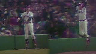 Fun Wyomissing Trivia & Music Bingo @ Sly Fox Taphouse, Tues 6PM 2-25-25 4 - Trivia in Reading PA, Music Bingo in Reading PA Carlton Fist coaxed his World Series Homerun to stay fair!